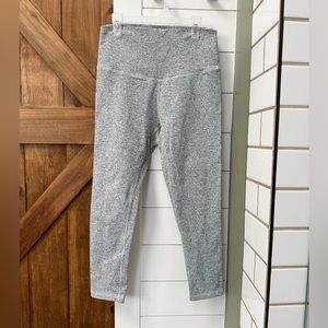 Albion capris leggings in Heather Gray